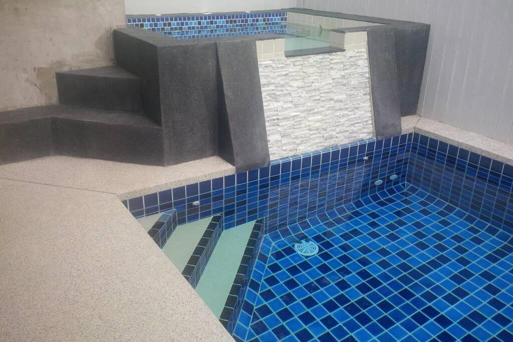 Villa Rose With Private Pool And Jacuzzi 100m To *