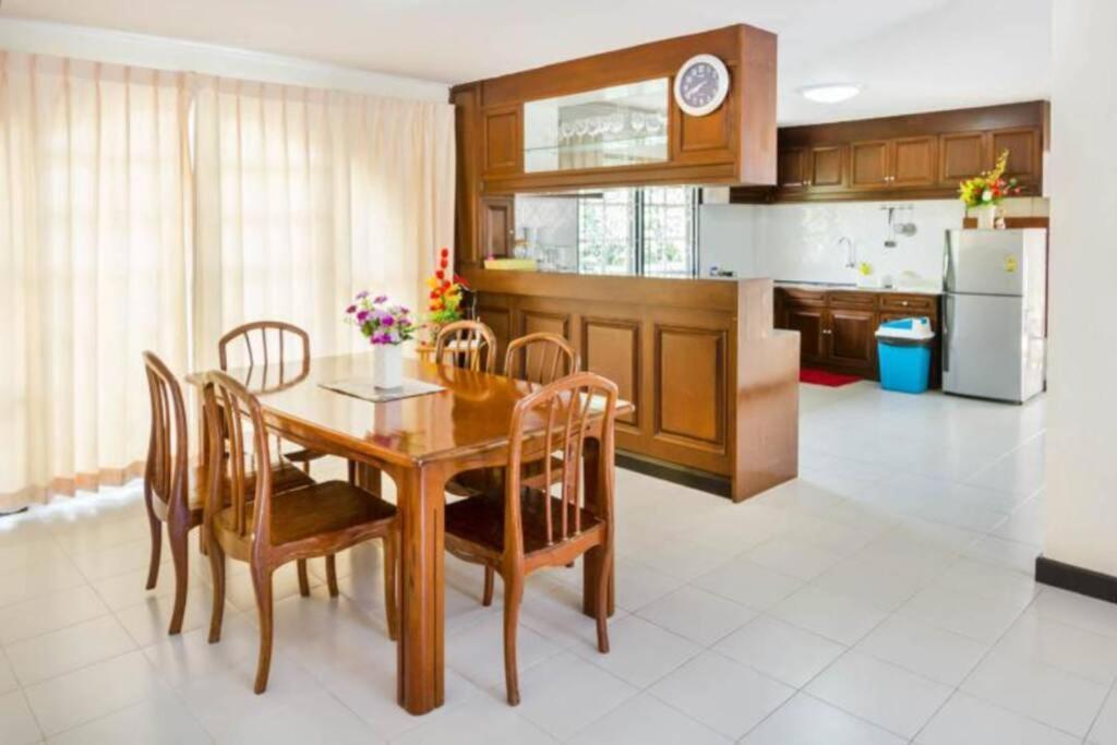 Rose With Private Pool And Jacuzzi 100m To Villa